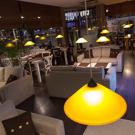 City Mark Hotel Varna Bagian luar foto