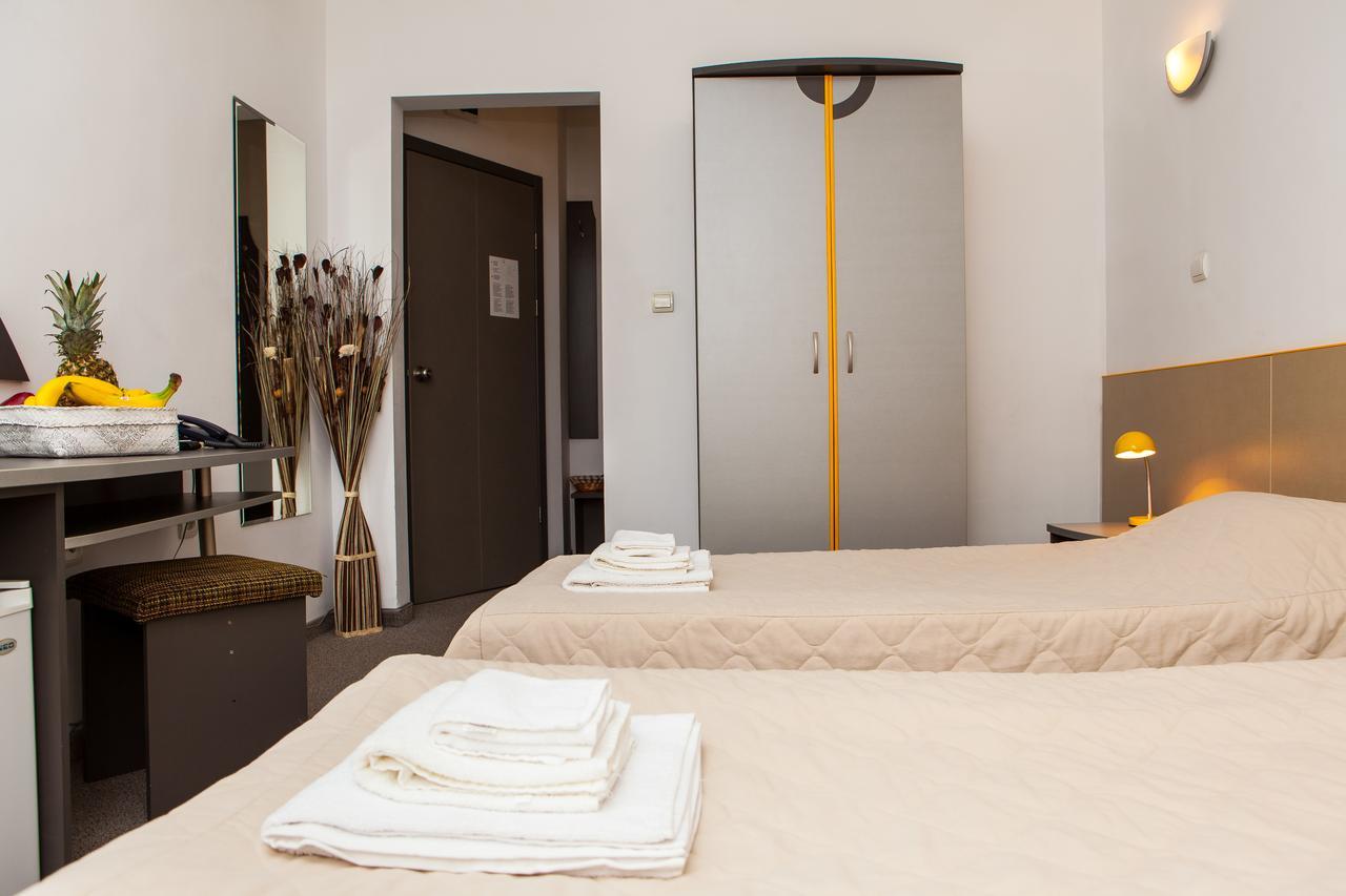 City Mark Hotel Varna Bagian luar foto