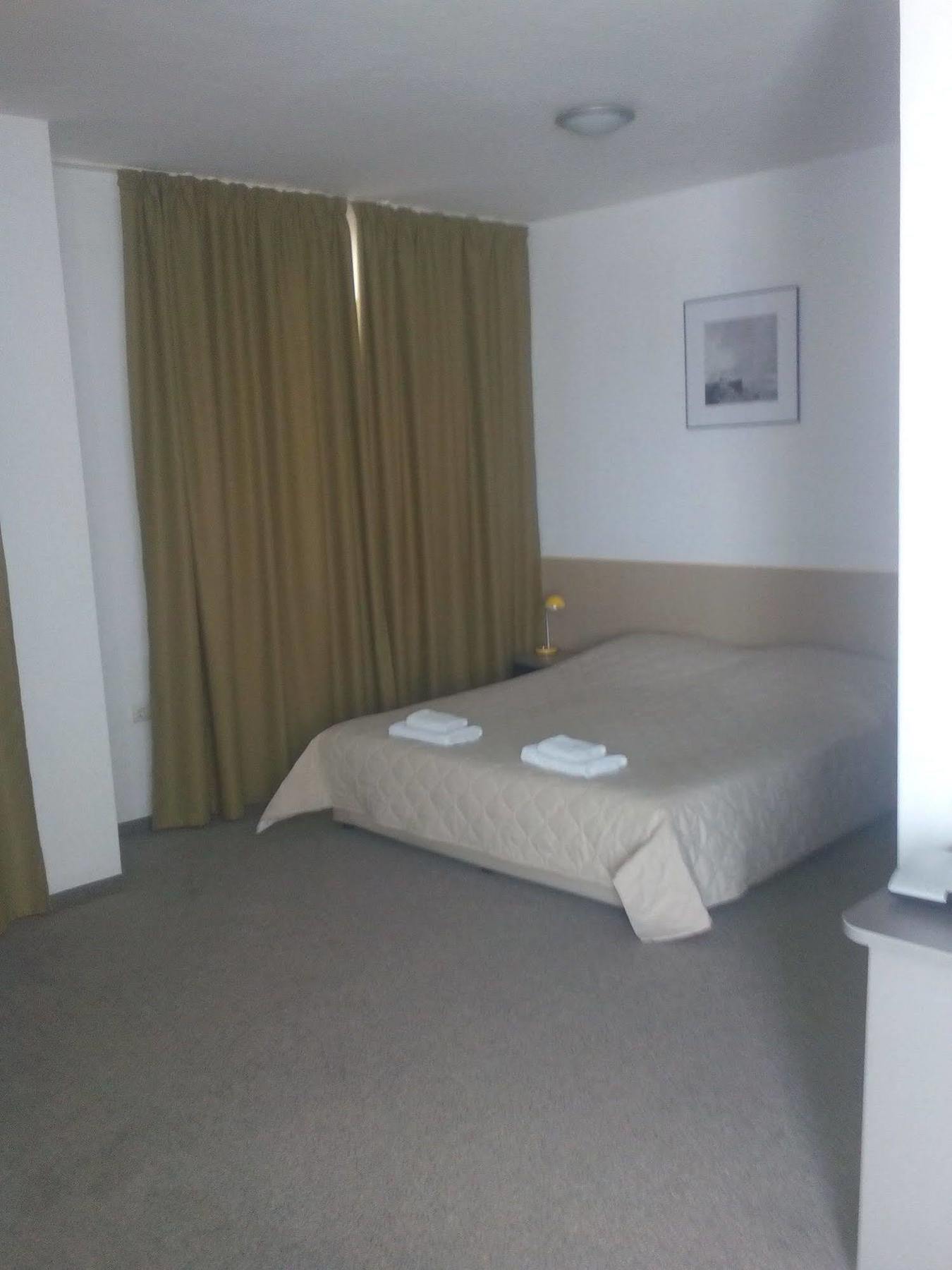 City Mark Hotel Varna Bagian luar foto